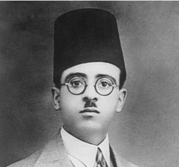 مولود أدبي جديد للدكتور كمال الحكيم 